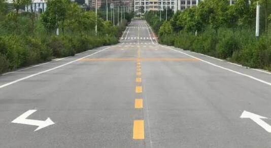 蘇州廠區(qū)劃線，自有施工團隊打造安全高效廠區(qū)